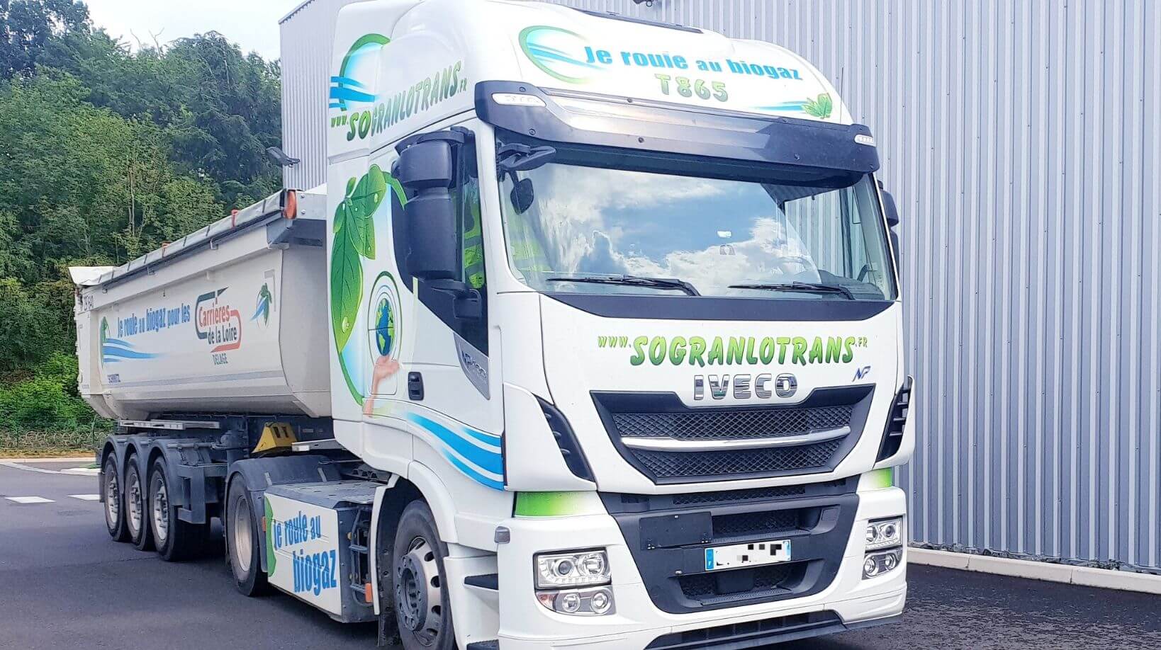 Transports Namysl camion remorque ecologique au biogaz